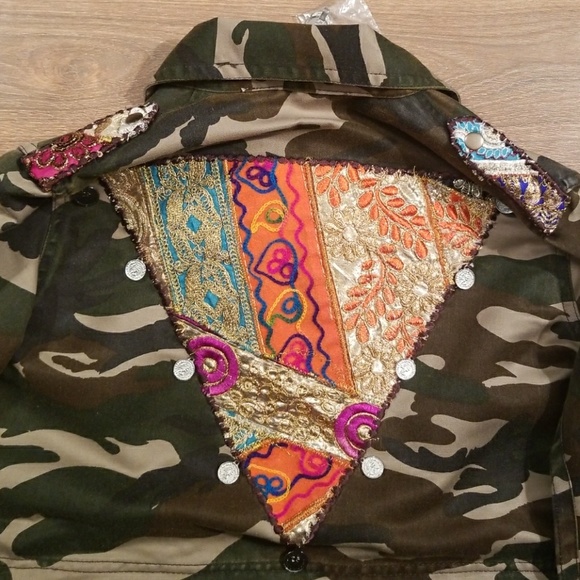 NWOT Beautiful Stories Sari Camo Military Jacket - Picture 4 of 4